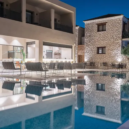 Azure Memories Boutique Hotel 4*