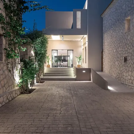 Azure Memories Boutique Hotel 4*